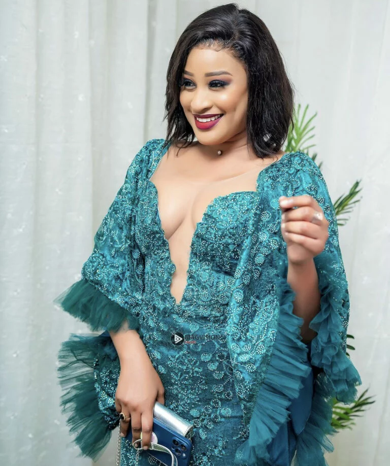 Esther-Ndiaye-alias-Racky_7709-768x918